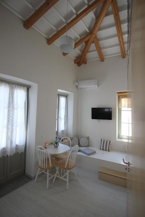 L Anima Boutique Suites Skiathos-stad Buitenkant foto