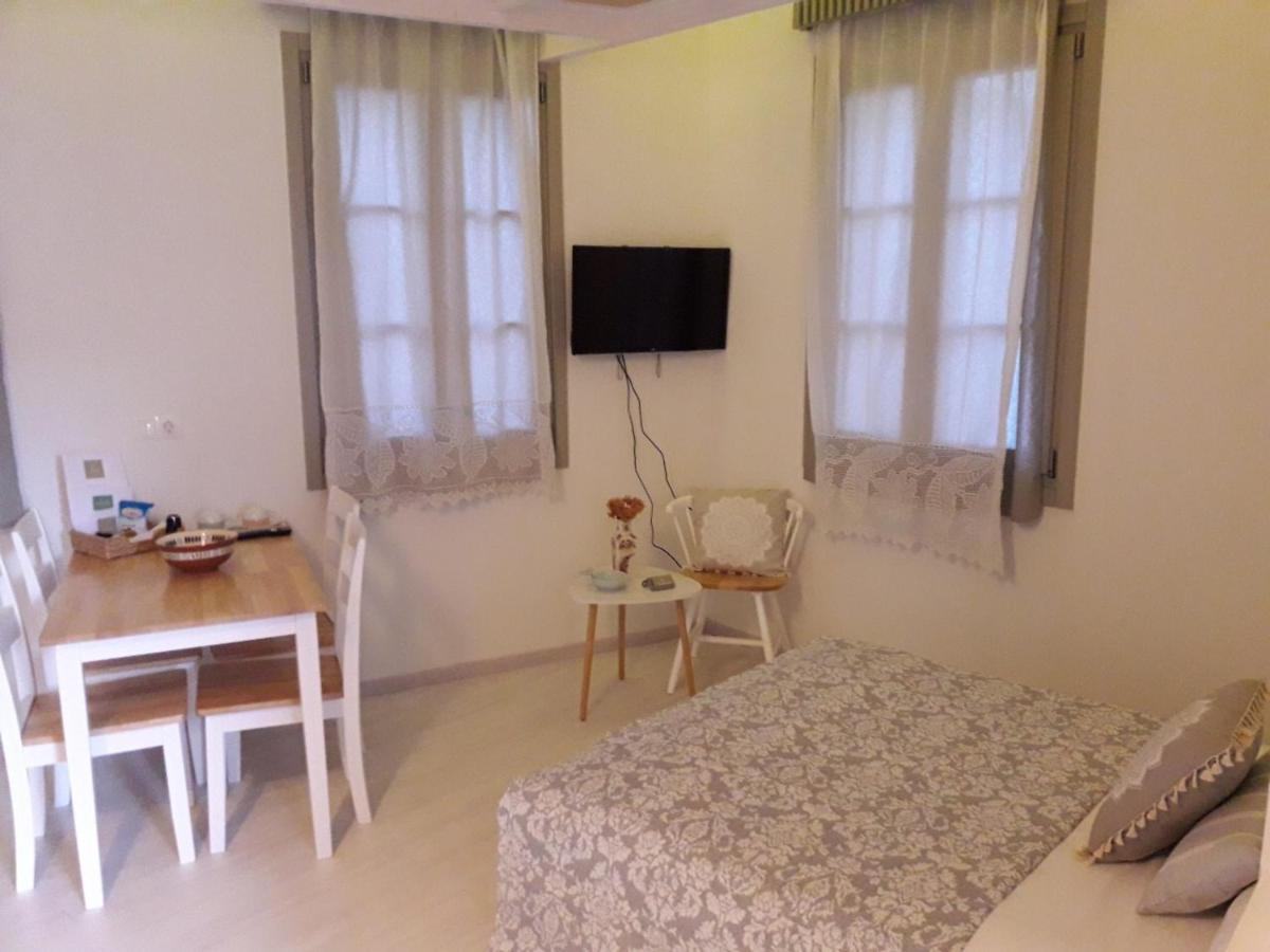 L Anima Boutique Suites Skiathos-stad Buitenkant foto