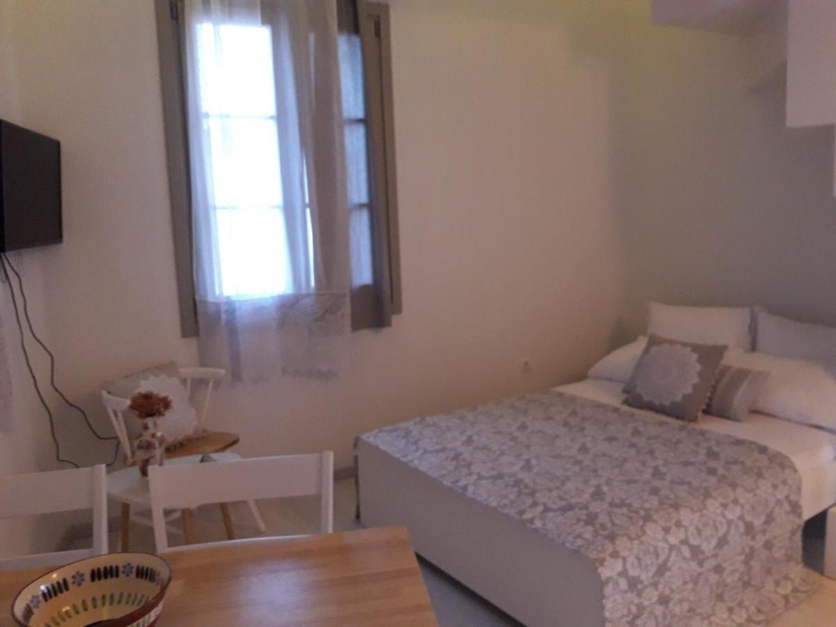 L Anima Boutique Suites Skiathos-stad Buitenkant foto